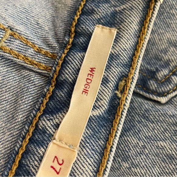 Levi's Wedgie High Rise Tapered Leg Button Fly Jeans Size 27 NWT - Picture 10 of 10